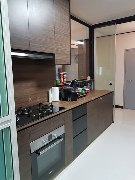 296C Bukit Batok Street 22, 296C Bukit Batok Street 22, 3 Bedrooms, 990 sqft, HDB Flat For Sale, by Kelvin Tay, 500146484 - Kitchen - PropertyGuru.com.sg