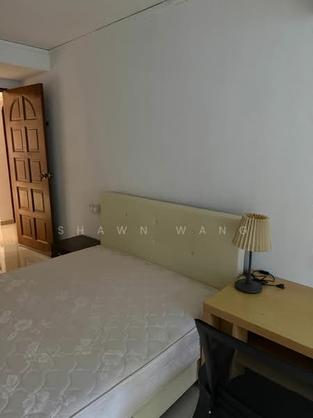 742 Yishun Avenue 5, 742 Yishun Avenue 5, Room Rental, 300 sqft, HDB Flat For Rent, by Shawn Wang, 500146490 - Bedroom - PropertyGuru.com.sg