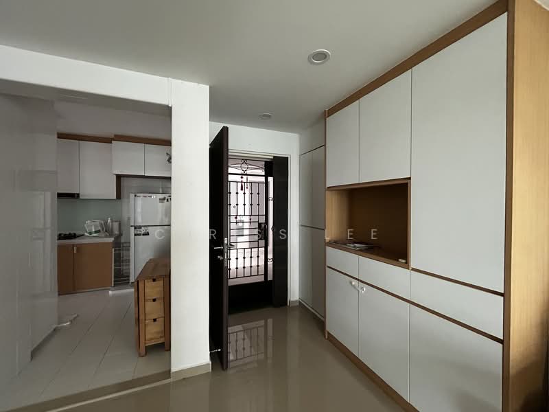 440A Fernvale Link, 440A Fernvale Link, 3 Bedrooms, 990 sqft, HDB Flat For Rent, by Chriss Lee, 500146491 - Kitchen - PropertyGuru.com.sg