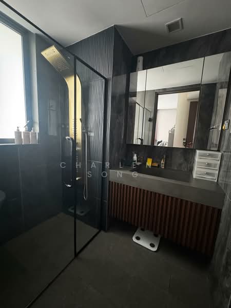 Foresque Residences, 101 Petir Road, 2 Bedrooms, 711 sqft, Condominium For Sale, by Charlene Song, 500146502 - Bathroom - PropertyGuru.com.sg
