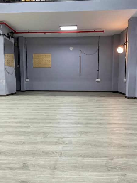 Oxley BizHub, 61 Ubi Road 1, 1,400 sqft, Light Industrial (B1) For Rent, by Lily Goh, 500146508 - Interior - CommercialGuru.com.sg