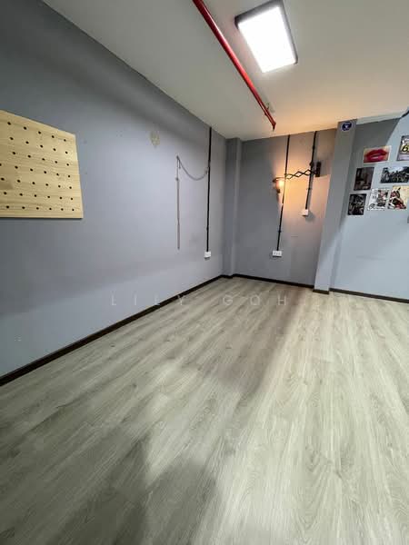 Oxley BizHub, 61 Ubi Road 1, 1,400 sqft, Light Industrial (B1) For Rent, by Lily Goh, 500146508 - Interior - CommercialGuru.com.sg