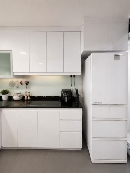 558 Ang Mo Kio Avenue 10, 558 Ang Mo Kio Avenue 10, 3 Bedrooms, 721 sqft, HDB Flat For Rent, by Agnes Seng, 500146514 - Kitchen - PropertyGuru.com.sg