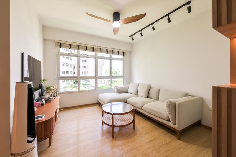 154A Bedok South Road, 154A Bedok South Road, 3 Bedrooms, 1,001 sqft, HDB Flat For Sale, by Karen Chua, 500146520 - Living Room - PropertyGuru.com.sg