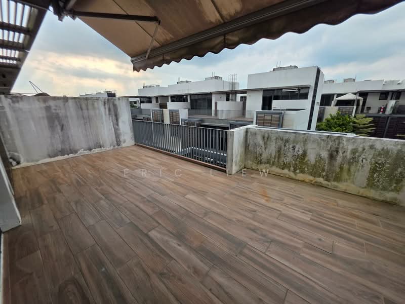 Alana, 176 Sunrise Terrace, 4 Bedrooms, 3,498 sqft, Terraced House For Sale, by Eric Liew, 500146521 - Balcony - PropertyGuru.com.sg