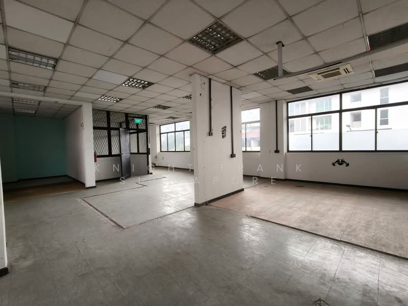 Retail Space for Lease - 3 storey building at Geylang Road, Aljunied MRT Sims Ave Guillemard Rd PLQ, 7,981 sqft, Shop / Shophouse For Rent, by TAN MEI LIAN EILEEN, 500146527 - Interior - CommercialGuru.com.sg