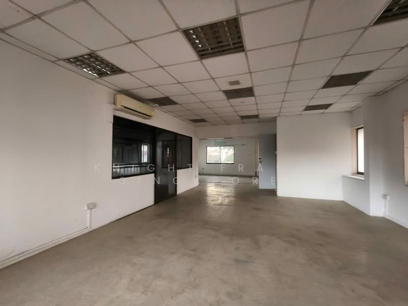 Retail Space for Lease - 3 storey building at Geylang Road, Aljunied MRT Sims Ave Guillemard Rd PLQ, 7,981 sqft, Shop / Shophouse For Rent, by TAN MEI LIAN EILEEN, 500146527 - Interior - CommercialGuru.com.sg