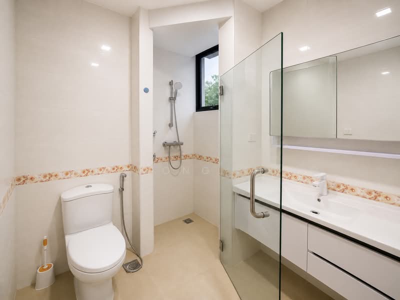 Eastpoint Green, 1 Simei Street 3, 2 Bedrooms, 904 sqft, Condominium For Rent, by Ong Rong Sheng, 500146536 - Bathroom - PropertyGuru.com.sg