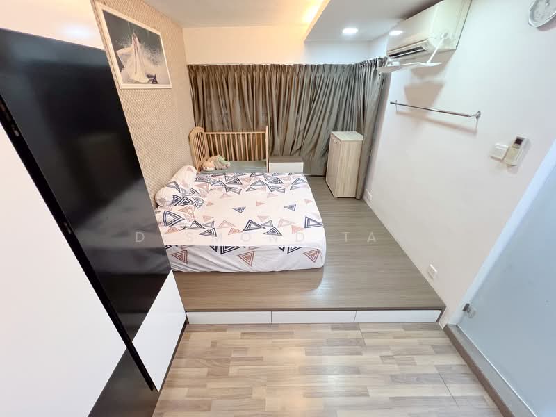 501D Wellington Circle, 501D Wellington Circle, 4 Bedrooms, 1,410 sqft, HDB Flat For Sale, by Desmond Tan, 500146553 - Master Bedroom - PropertyGuru.com.sg
