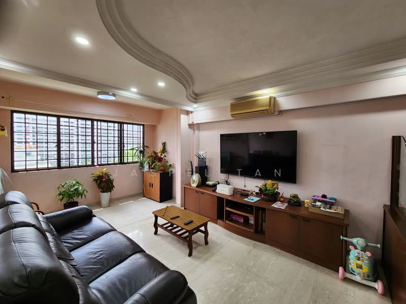 471 Choa Chu Kang Avenue 3, 471 Choa Chu Kang Avenue 3, 3 Bedrooms, 1,302 sqft, HDB Flat For Sale, by Jaspel Tan, 500146554 - Living Room - PropertyGuru.com.sg