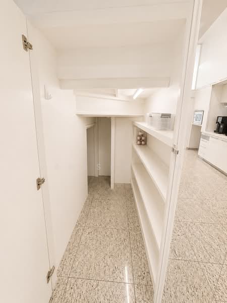 The Central, 6 Eu Tong Sen Street, 635 sqft, Office For Rent, by Vanessa Sim, 500146559 - Interior - CommercialGuru.com.sg