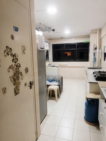 301 Ubi Avenue 1, 301 Ubi Avenue 1, 2 Bedrooms, 678 sqft, HDB Flat For Sale, by Eddie Tan, 500146560 - Kitchen - PropertyGuru.com.sg