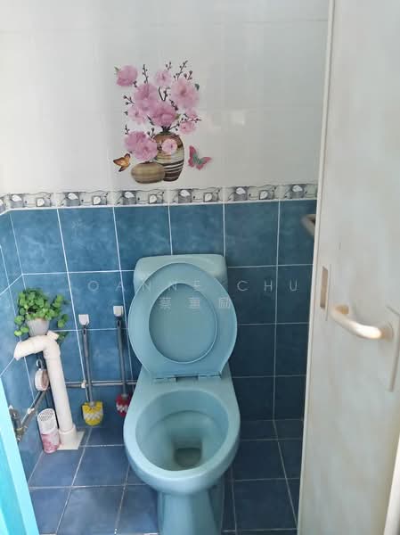 187 Boon Lay Avenue, 187 Boon Lay Avenue, Room Rental, 150 sqft, HDB Flat For Rent, by Joanne Chua 蔡蕙励, 500146562 - Bathroom - PropertyGuru.com.sg