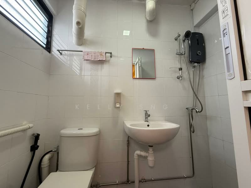 110 Yishun Ring Road, 110 Yishun Ring Road, Room Rental, 150 sqft, HDB Flat For Rent, by Kelly Sng, 500146567 - Bathroom - PropertyGuru.com.sg