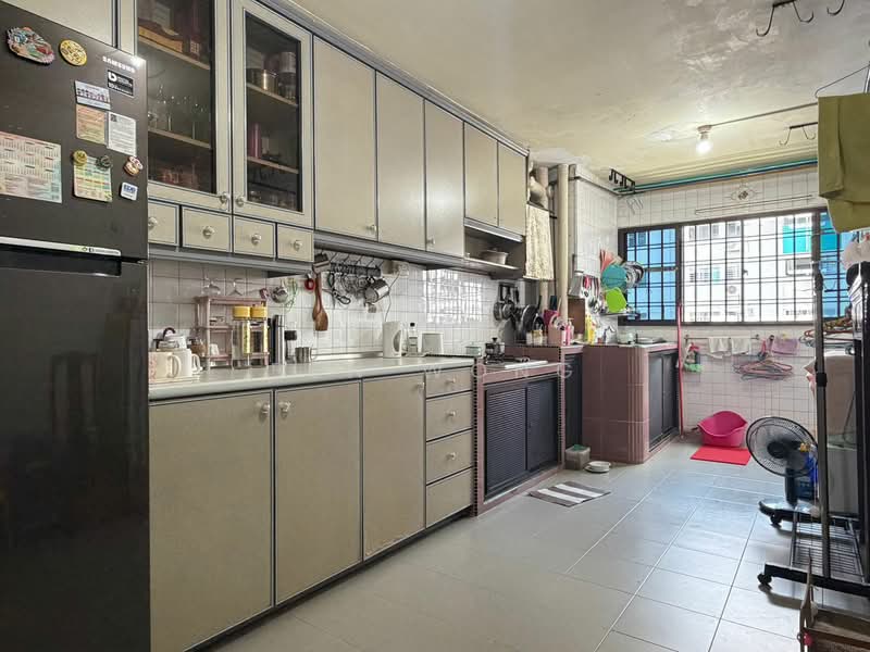 752 Yishun Street 72, 752 Yishun Street 72, 3 Bedrooms, 990 sqft, HDB Flat For Sale, by Ben Wong, 500146572 - Kitchen - PropertyGuru.com.sg