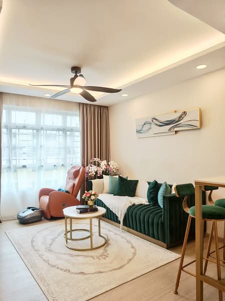186A Fengshan GreenVille, 186A Bedok North Street 4, 3 Bedrooms, 1,001 sqft, HDB Flat For Sale, by Ashley Chai 蔡忝玲, 500146575 - Living Room - PropertyGuru.com.sg
