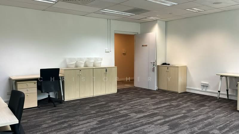 Rochester Drive (Star Vista, Rochester Mall, Buona Vista MRT), , 1,000 sqft, Office For Rent, by Christopher Yap, 500146582 - Interior - CommercialGuru.com.sg