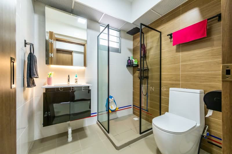 874C Tampines Street 85, 874C Tampines Street 85, 3 Bedrooms, 1,001 sqft, HDB Flat For Sale, by Cherry Ling, 500146585 - Bathroom - PropertyGuru.com.sg