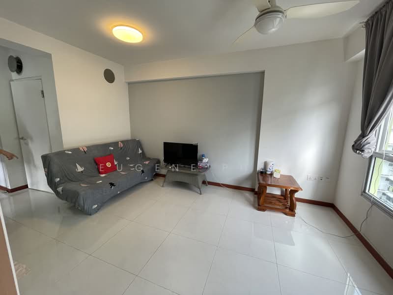 675A Fern Grove @ Yishun, 675A Yishun Avenue 4, 1 Bedroom, 409 sqft, HDB Flat For Sale, by Eugene Phey, 500146592 - Living Room - PropertyGuru.com.sg