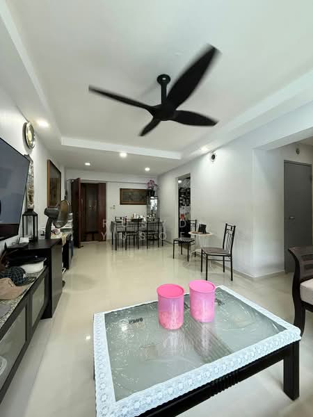 438B Sengkang West Avenue, 438B Sengkang West Avenue, 3 Bedrooms, 1,011 sqft, HDB Flat For Sale, by Rusydi Yusoff, 500146596 - Living Room - PropertyGuru.com.sg