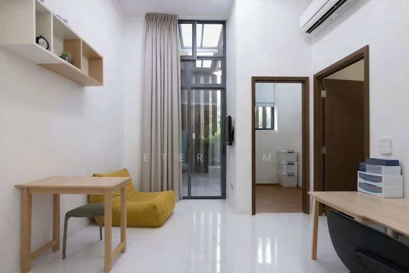 The MKZ, , 2 Bedrooms, 495 sqft, Apartment For Sale, by Peter Lim, 500146601 - PropertyGuru.com.sg