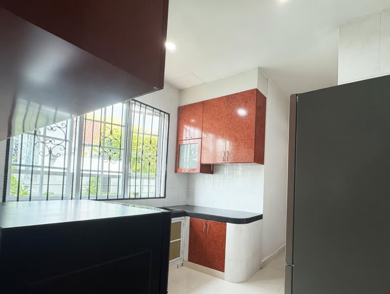 ❤️GIANT⚡️Jalan Leban, Jalan Leban/ Jalan Kurus/ Sembawang Hills Estate, 8 Bedrooms, 3,500 sqft, Semi-Detached House For Sale, by Lynn Tiang, 500146603 - Kitchen - PropertyGuru.com.sg