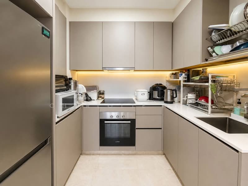 The Enclave Holland, 131 Holland Road, 4 Bedrooms, 1,389 sqft, Condominium For Sale, by Charlotte Ang, 500146604 - Kitchen - PropertyGuru.com.sg
