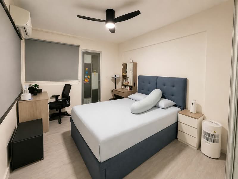 690 Hougang Street 61, 690 Hougang Street 61, 3 Bedrooms, 904 sqft, HDB Flat For Sale, by Serene Loh, 500146609 - Bedroom - PropertyGuru.com.sg