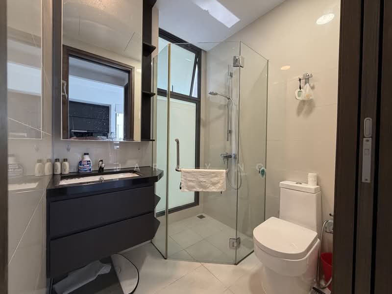 The Cristallo, 70 Lorong K Telok Kurau, 2 Bedrooms, 624 sqft, Condominium For Rent, by Jarrey Ng, 500146621 - Bathroom - PropertyGuru.com.sg