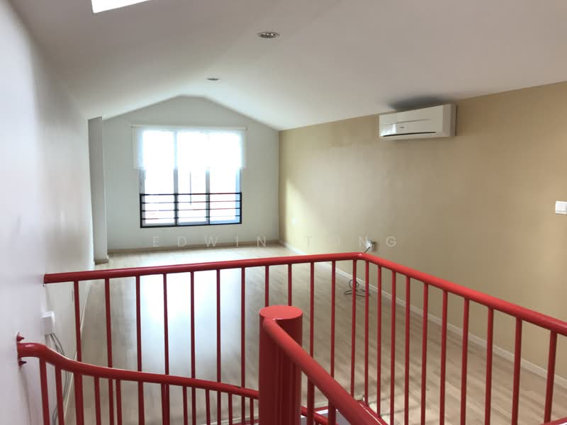 Semi-Detach at Serangoon Marlene Avenue, Marlene Avenue /Serangoon Garden Way /Ang Mo Kio Ave 3, 5 Bedrooms, 4,000 sqft, Semi-Detached House For Rent, by Edwin Tong, 500146623 - Attic - PropertyGuru.com.sg