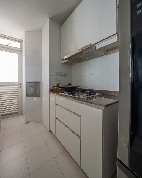 D'Lotus, 10 Lorong Ampas, 2 Bedrooms, 807 sqft, Condominium For Rent, by Kenny Yap, 500146624 - Kitchen - PropertyGuru.com.sg