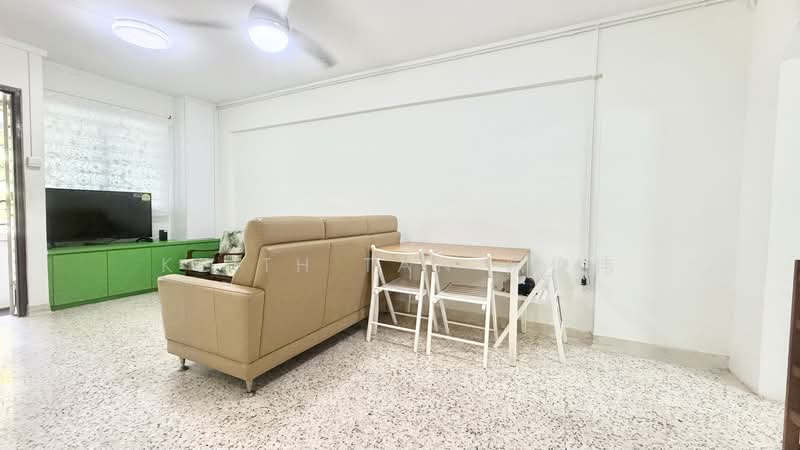 410 Bedok North Avenue 2, 410 Bedok North Avenue 2, 2 Bedrooms, 732 sqft, HDB Flat For Rent, by Keith Tan 陈俊伟, 500146631 - Living Room - PropertyGuru.com.sg