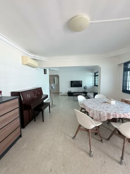 640 Woodlands Ring Road, 640 Woodlands Ring Road, Room Rental, 140 sqft, HDB Flat For Rent, by Nicole Wai, 500146636 - Living Room - PropertyGuru.com.sg