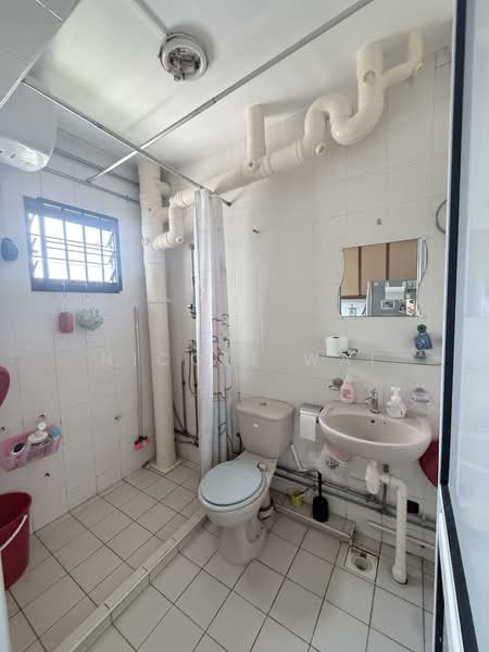 640 Woodlands Ring Road, 640 Woodlands Ring Road, Room Rental, 140 sqft, HDB Flat For Rent, by Nicole Wai, 500146636 - Bathroom - PropertyGuru.com.sg