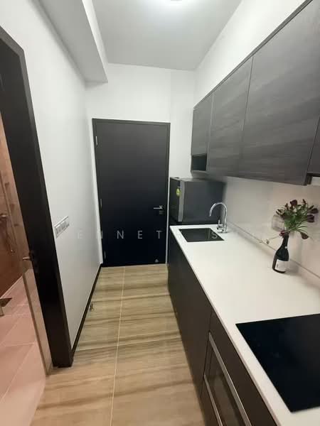 Sims Urban Oasis, 2 Sims Drive, Studio, 350 sqft, Condominium For Rent, by Kenneth Shi, 500146639 - Kitchen - PropertyGuru.com.sg