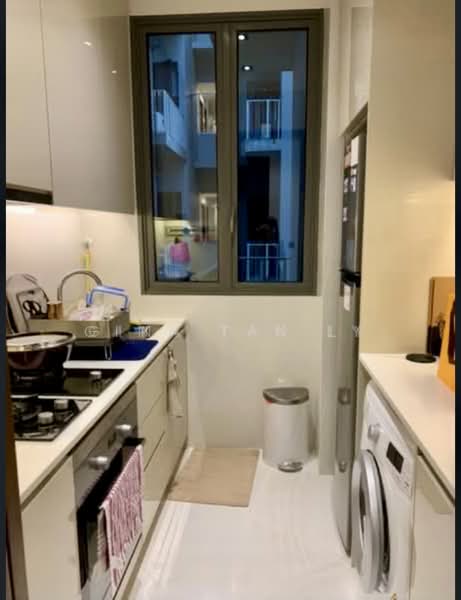 Adana @ Thomson, 12 Old Upper Thomson Road, 3 Bedrooms, 875 sqft, Condominium For Sale, by Gina Tan LY, 500146640 - Kitchen - PropertyGuru.com.sg