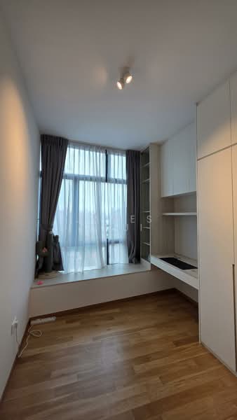 Soleil @ Sinaran, 6 Sinaran Drive, 4 Bedrooms, 1,722 sqft, Condominium For Sale, by James Chui, 500146646 - Study - PropertyGuru.com.sg