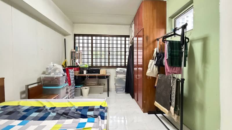402 Choa Chu Kang Avenue 3, 402 Choa Chu Kang Avenue 3, 3 Bedrooms, 1,206 sqft, HDB Flat For Sale, by Patrick Chee, 500146654 - Bedroom - PropertyGuru.com.sg