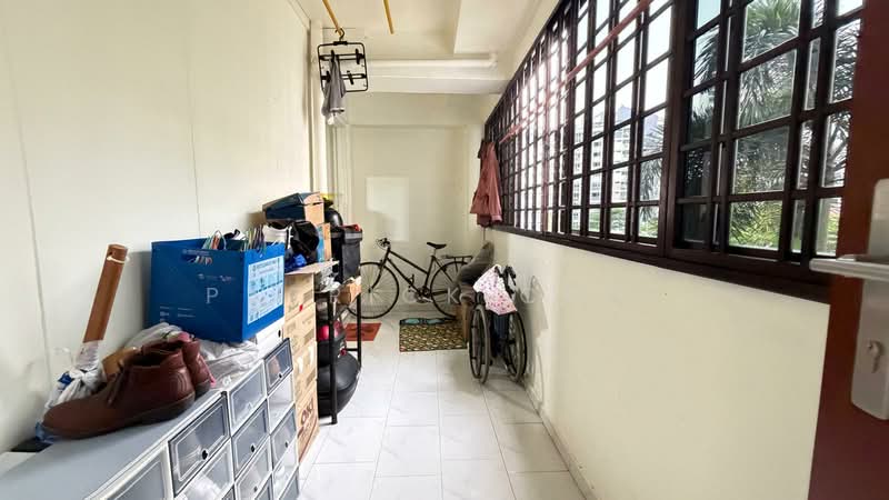 402 Choa Chu Kang Avenue 3, 402 Choa Chu Kang Avenue 3, 3 Bedrooms, 1,206 sqft, HDB Flat For Sale, by Patrick Chee, 500146654 - Balcony - PropertyGuru.com.sg