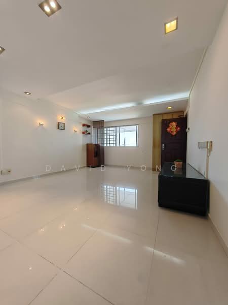 130 Bedok North Street 2, 130 Bedok North Street 2, 3 Bedrooms, 990 sqft, HDB Flat For Sale, by David Yong, 500146656 - Living Room - PropertyGuru.com.sg
