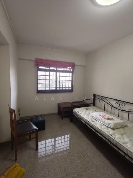 62 Lorong 4 Toa Payoh, 62 Lorong 4 Toa Payoh, Room Rental, 200 sqft, HDB Flat For Rent, by Alan Huy, 500146659 - Bedroom - PropertyGuru.com.sg