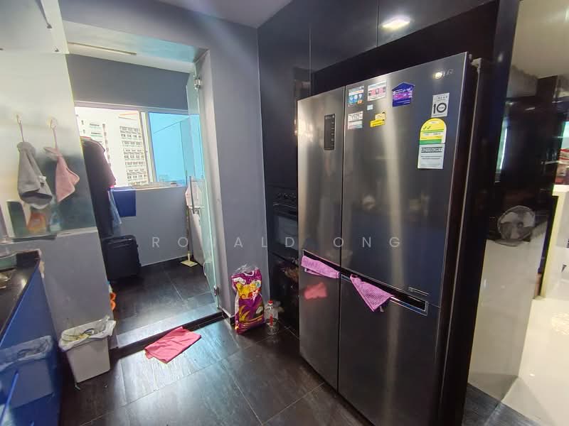 548 Serangoon North Avenue 3, 548 Serangoon North Avenue 3, 2 Bedrooms, 1,291 sqft, HDB Flat For Sale, by Ronald Ong, 500146670 - Kitchen - PropertyGuru.com.sg