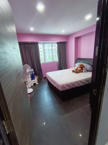 548 Serangoon North Avenue 3, 548 Serangoon North Avenue 3, 2 Bedrooms, 1,291 sqft, HDB Flat For Sale, by Ronald Ong, 500146670 - Bedroom - PropertyGuru.com.sg