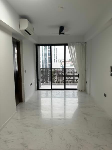 Sceneca Residence, Tanah Merah Kechil Link, 3 Bedrooms, 904 sqft, Condominium For Rent, by Khairan Fairuzal Kassim, 500146671 - Balcony - PropertyGuru.com.sg