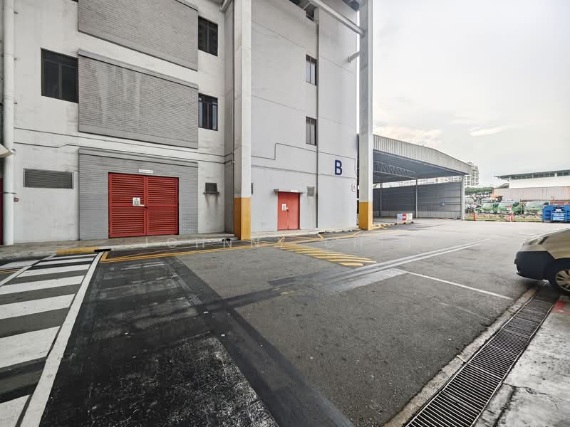 Industrial B1 warehouse w/ high security next to Bedok MRT, , 10,000 sqft, Light Industrial (B1) For Rent, by Johnny Chin, 500146674 - Loading Area - CommercialGuru.com.sg