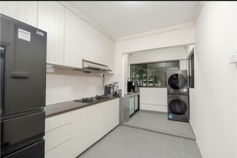 333 Sembawang Close, 333 Sembawang Close, Room Rental, 250 sqft, HDB Flat For Rent, by Jonah (JT) Tan, 500146678 - Kitchen - PropertyGuru.com.sg