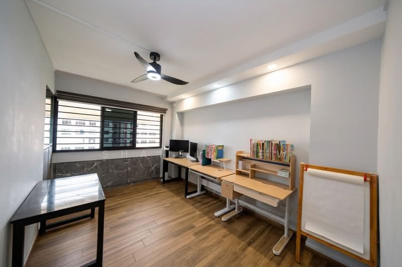 328 Tampines Street 32, 328 Tampines Street 32, 3 Bedrooms, 1,582 sqft, HDB Flat For Sale, by Shanel Liew, 500146680 - Study - PropertyGuru.com.sg