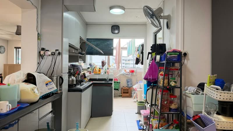 239 Bukit Panjang Ring Road, 239 Bukit Panjang Ring Road, 4 Bedrooms, 1,572 sqft, HDB Flat For Sale, by Patrick Chee, 500146708 - Kitchen - PropertyGuru.com.sg