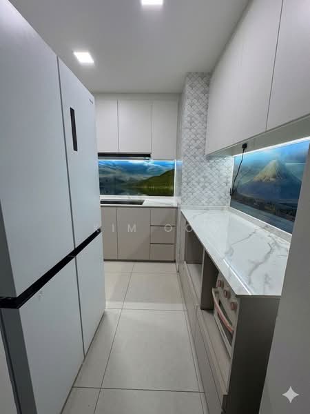 Watercolours, 25 Pasir Ris Link, Room Rental, 150 sqft, Executive Condominium For Rent, by Kim Ooi, 500146714 - Kitchen - PropertyGuru.com.sg