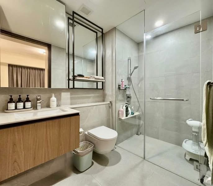 JadeScape, , 2 Bedrooms, 764 sqft, Condominium For Rent, by Mervyn Ong, 500146728 - Bathroom - PropertyGuru.com.sg